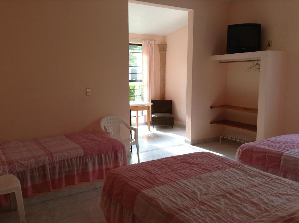 Hotel Tecozautla Εξωτερικό φωτογραφία
