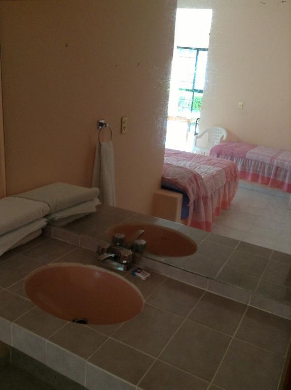Hotel Tecozautla Εξωτερικό φωτογραφία